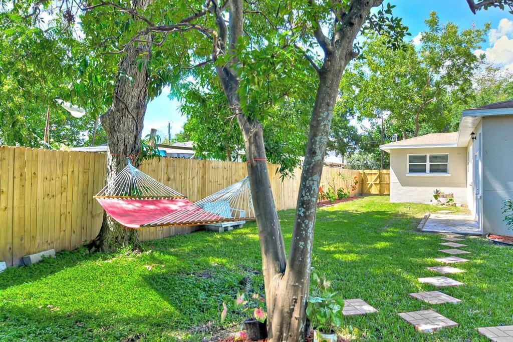 Spacious House With Big Backyard In N. Hyde Park / Close To Downtown Тампа Екстериор снимка