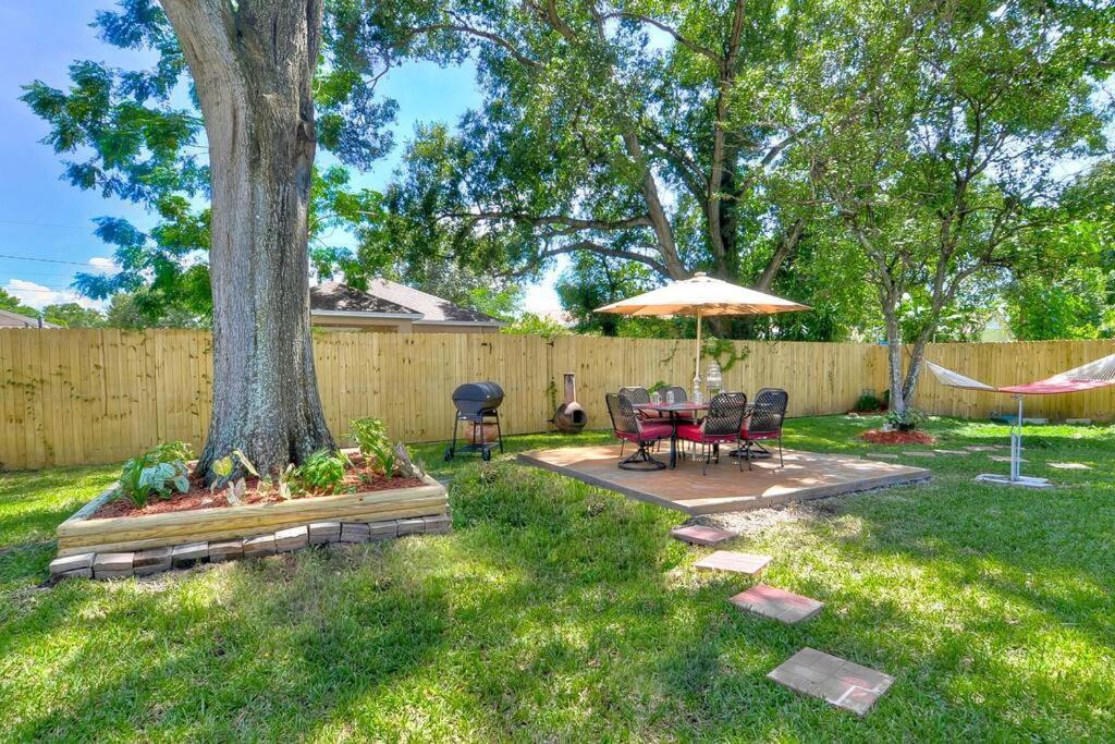 Spacious House With Big Backyard In N. Hyde Park / Close To Downtown Тампа Екстериор снимка