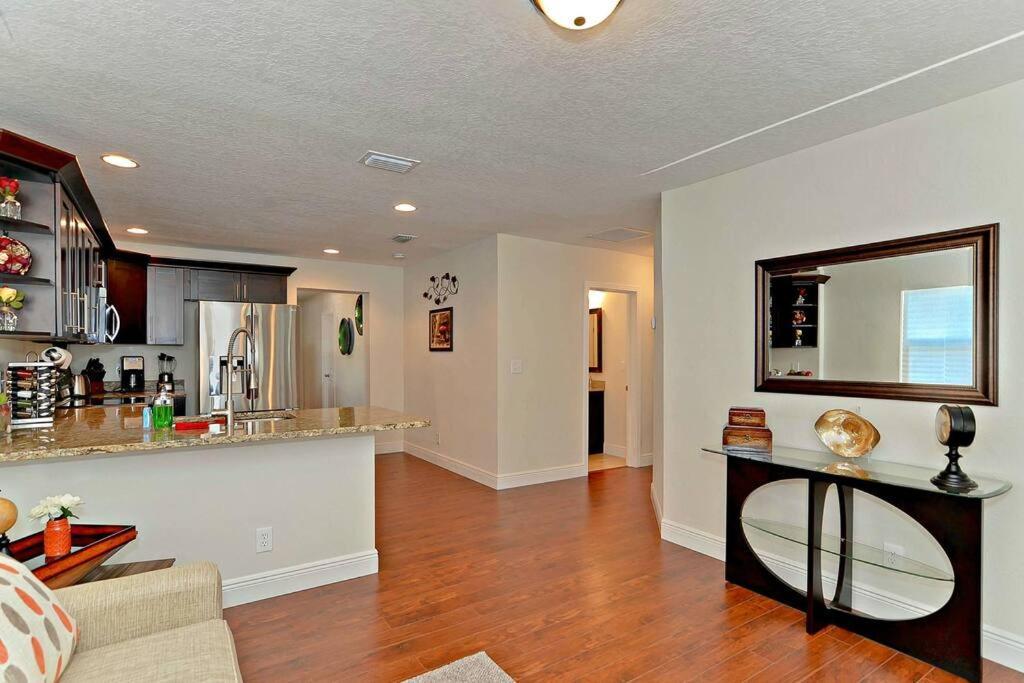 Spacious House With Big Backyard In N. Hyde Park / Close To Downtown Тампа Екстериор снимка