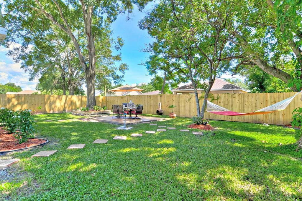 Spacious House With Big Backyard In N. Hyde Park / Close To Downtown Тампа Екстериор снимка